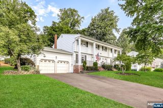 65 Forsythia Lane, Paramus, NJ 07652