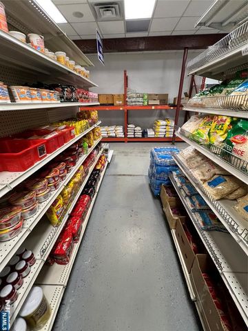 139 Wayne Avenue, Paterson, NJ 07502