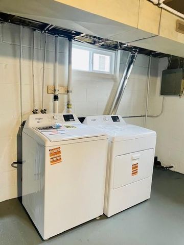 2115 E River Road NE, Rochester, MN 55906