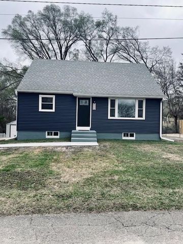 2115 E River Road NE, Rochester, MN 55906