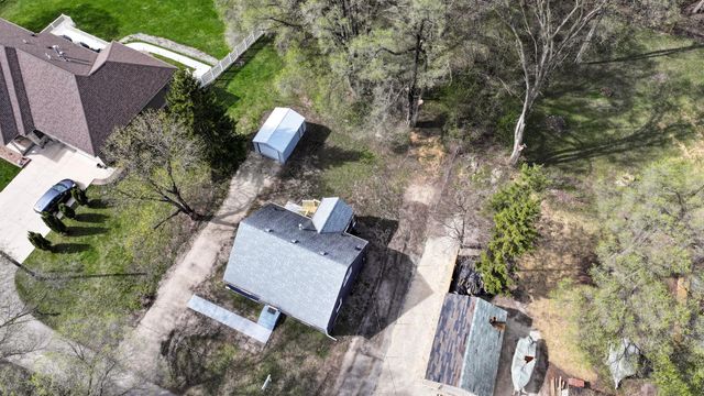 2115 E River Road NE, Rochester, MN 55906