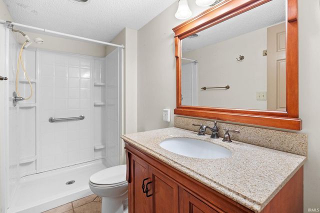 11503 W Tecumseh Bend Road, Brookston, IN 47923