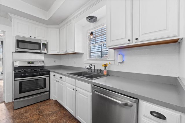 700 Euclid Street, Cleburne, TX 76033