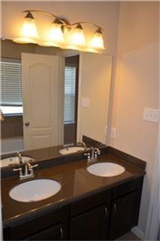 28622 Lockeridge Farms Drive, Spring, TX 77386