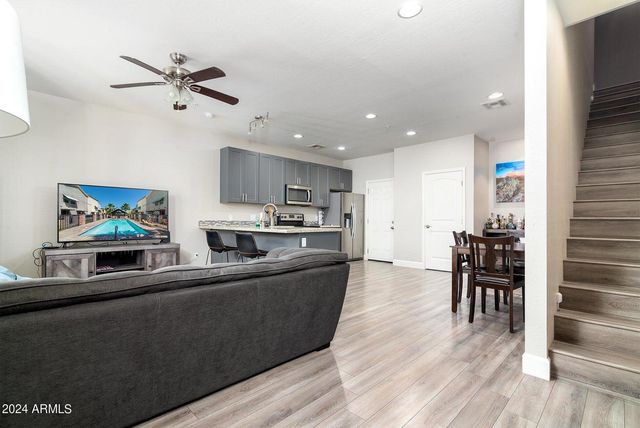 1406 W Main Street Unit 104, Mesa, AZ 85201