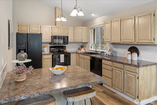 316 Antonie Avenue N, Eatonville, WA 98328