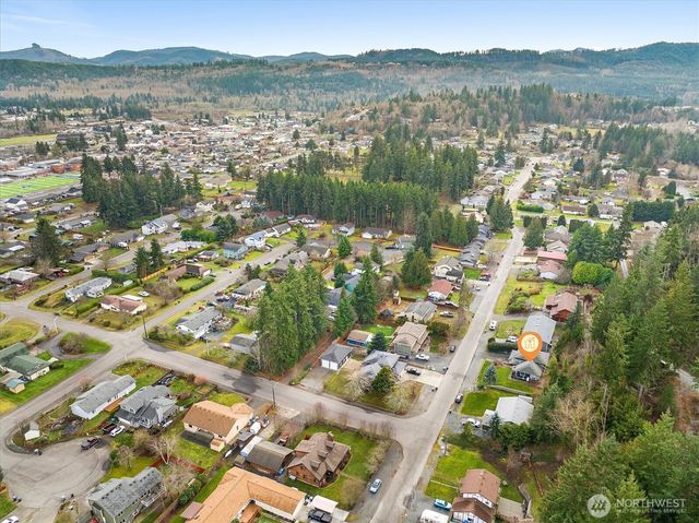 316 Antonie Avenue N, Eatonville, WA 98328