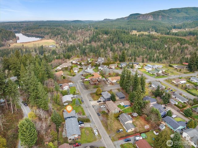 316 Antonie Avenue N, Eatonville, WA 98328