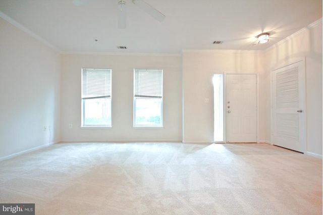 5107 TRAVIS EDWARD WAY #B, Centreville, VA 20120