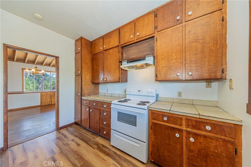 Image 13 of property listing at 32774 Road 400, Coarsegold, CA 93614