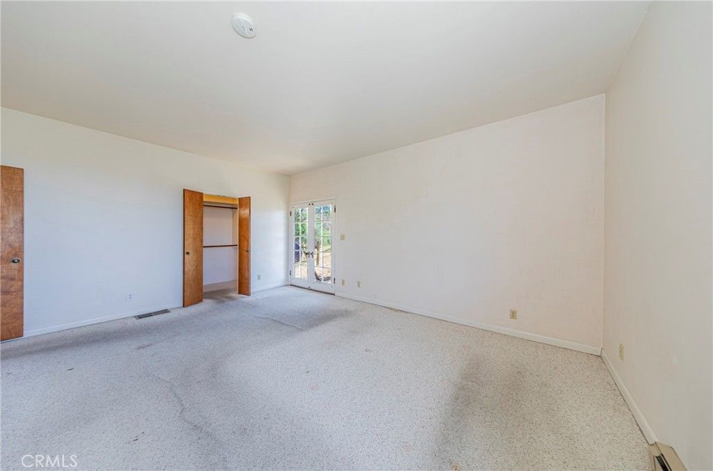 Image 19 of property listing at 32774 Road 400, Coarsegold, CA 93614