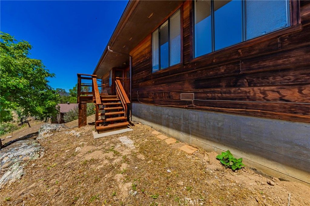 Image 39 of property listing at 32774 Road 400, Coarsegold, CA 93614