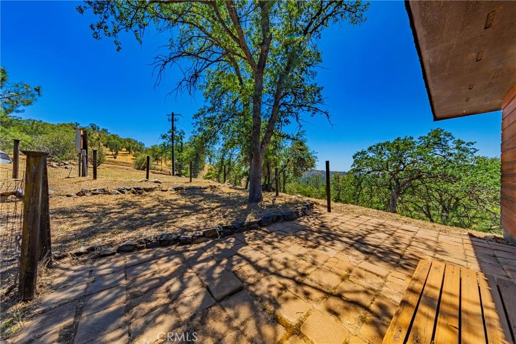 Image 41 of property listing at 32774 Road 400, Coarsegold, CA 93614