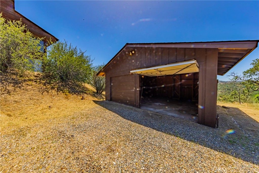 Image 48 of property listing at 32774 Road 400, Coarsegold, CA 93614