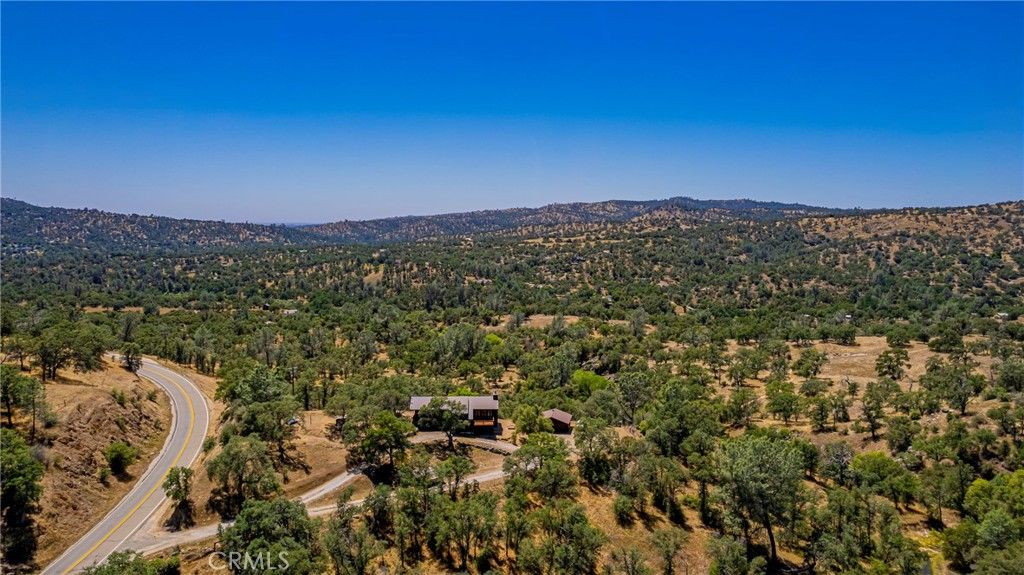 Image 54 of property listing at 32774 Road 400, Coarsegold, CA 93614
