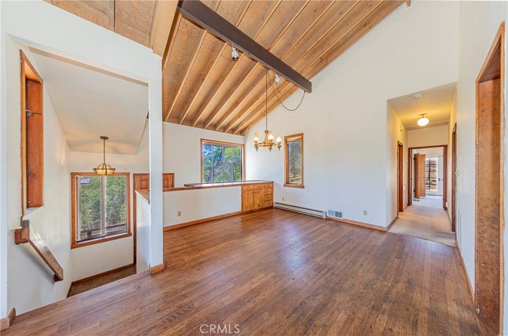 Image 8 of property listing at 32774 Road 400, Coarsegold, CA 93614