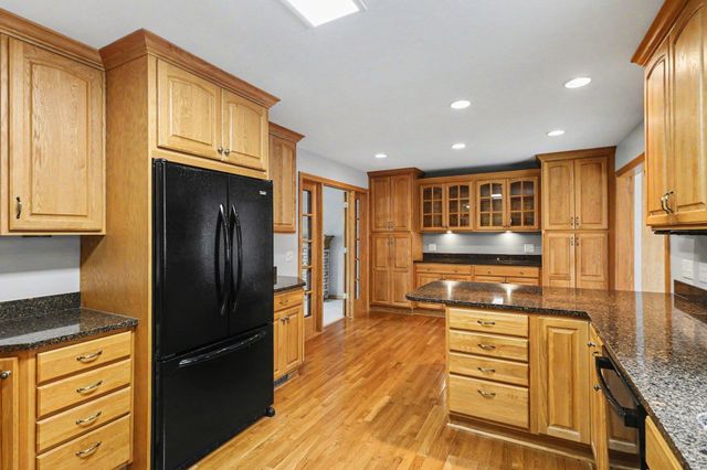 702 Handy Drive, Bay City, MI 48706