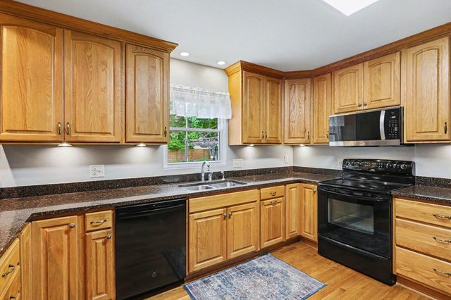 702 Handy Drive, Bay City, MI 48706