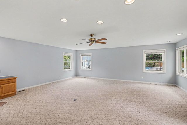 702 Handy Drive, Bay City, MI 48706