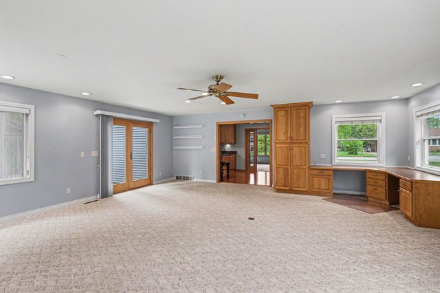 702 Handy Drive, Bay City, MI 48706