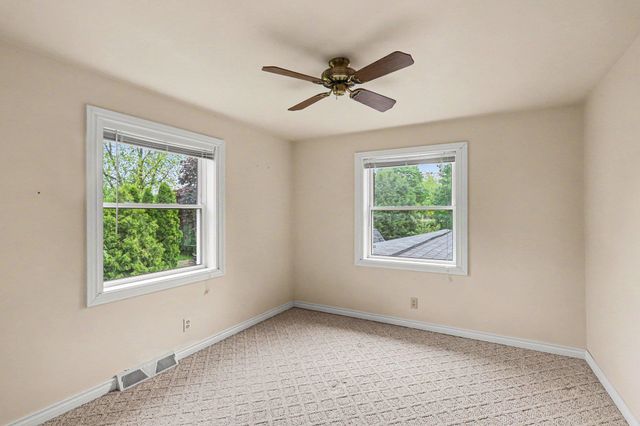 702 Handy Drive, Bay City, MI 48706