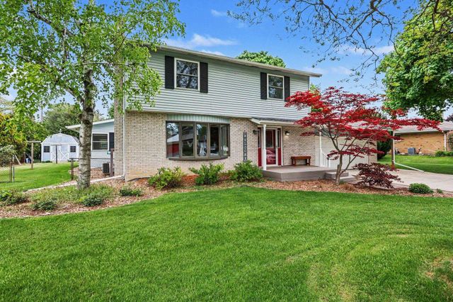 702 Handy Drive, Bay City, MI 48706