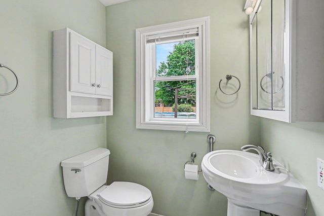 702 Handy Drive, Bay City, MI 48706