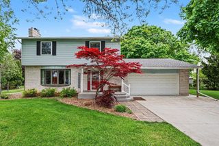 702 Handy Drive, Bay City, MI 48706