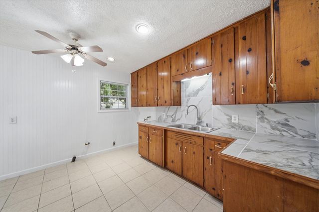 2113 Glendale Street, La Marque, TX 77568
