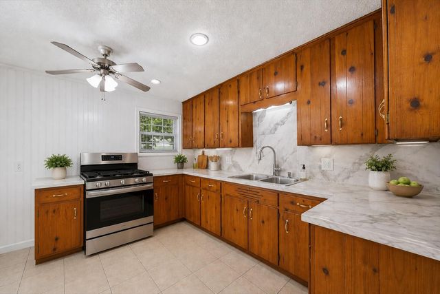 2113 Glendale Street, La Marque, TX 77568