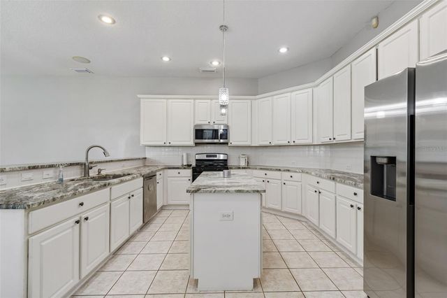 10243 SHADOW BRANCH DRIVE, Tampa, FL 33647