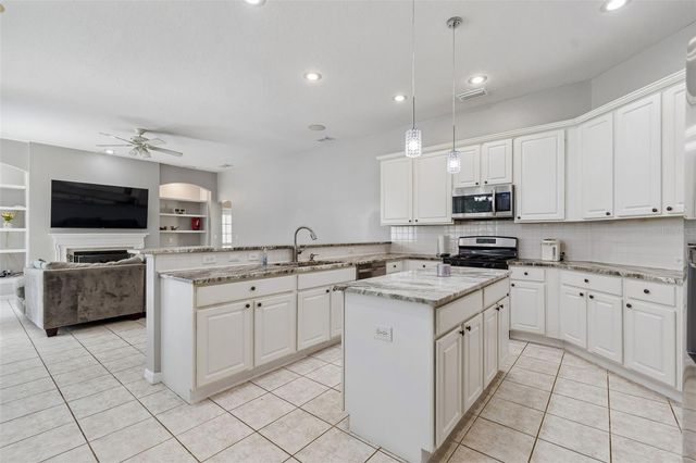 10243 SHADOW BRANCH DRIVE, Tampa, FL 33647