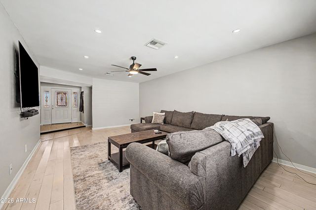 5935 S Lakeshore Drive, Tempe, AZ 85283