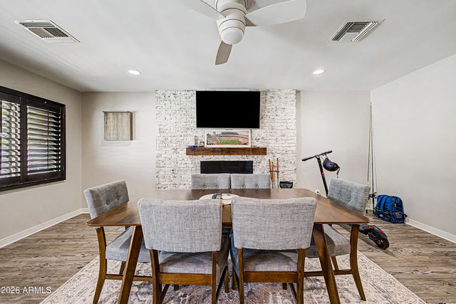 5935 S Lakeshore Drive, Tempe, AZ 85283
