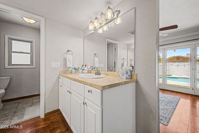 5935 S Lakeshore Drive, Tempe, AZ 85283