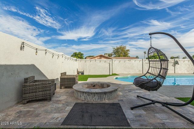 5935 S Lakeshore Drive, Tempe, AZ 85283