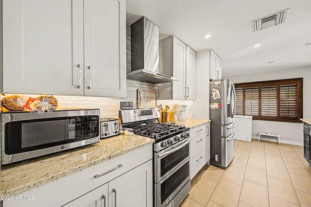 5935 S Lakeshore Drive, Tempe, AZ 85283