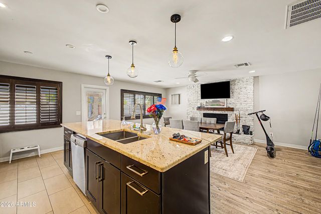 5935 S Lakeshore Drive, Tempe, AZ 85283