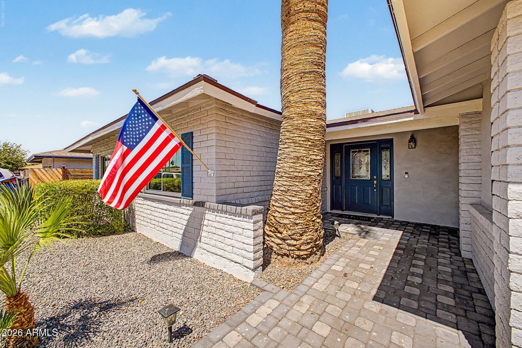 5935 S Lakeshore Drive, Tempe, AZ 85283 — photo 4