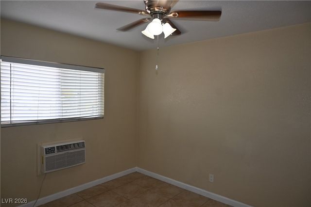 320 North 16th Street 1, Las Vegas, NV 89101