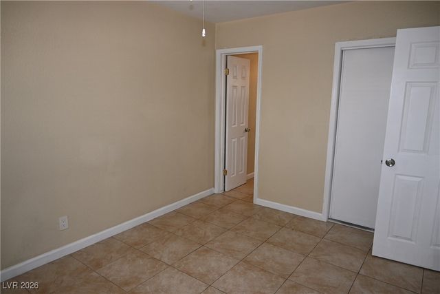 320 North 16th Street 1, Las Vegas, NV 89101