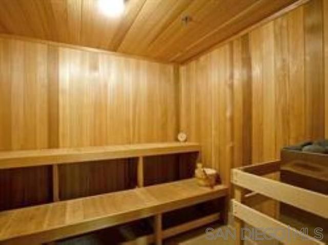 700 W E St 1303, San Diego, CA 92101