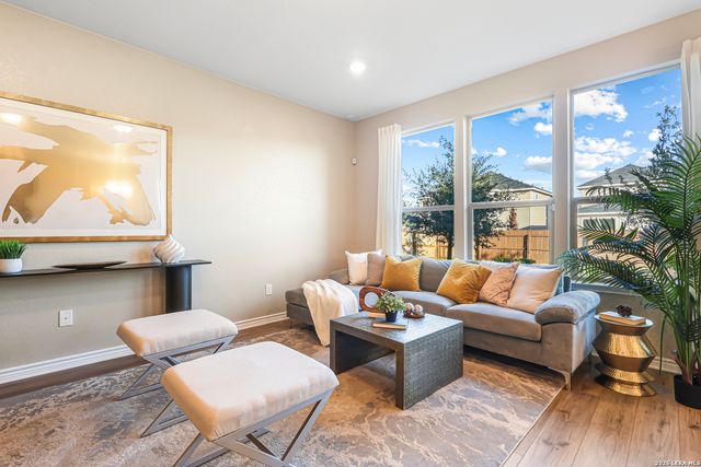 8010 Kingfisher, San Antonio, TX 78253