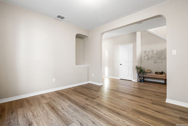 8010 Kingfisher, San Antonio, TX 78253