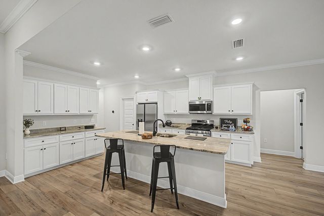 4144 Grassy Run Street, Milton, FL 32583