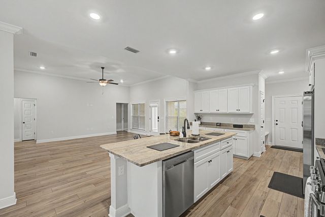 4144 Grassy Run Street, Milton, FL 32583