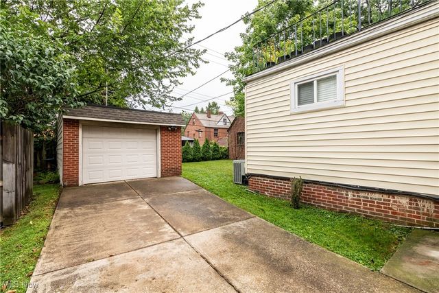 3797 Bushnell Road, University Heights, OH 44118