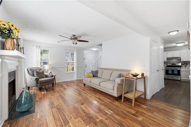 1816 Crescent Hill Drive NW, Acworth, GA 30102