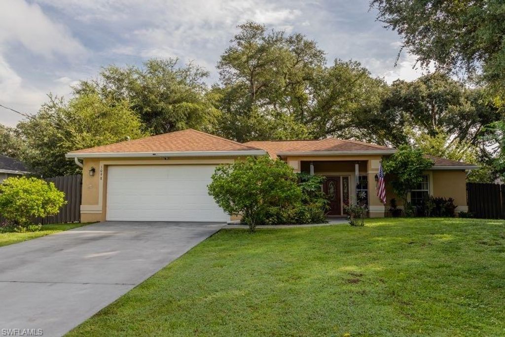 1098 Mission LN, LABELLE, FL 33935 — photo 3