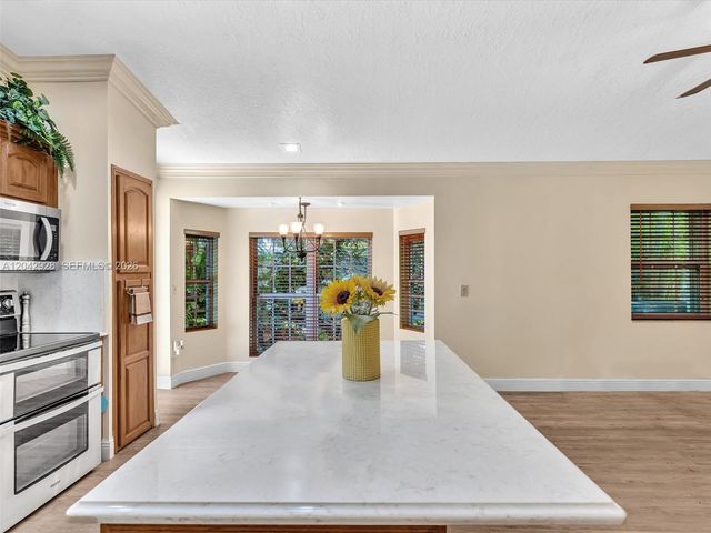 15045 SW 138th Pl, Miami, FL 33186